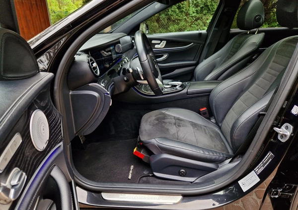 Mercedes-Benz Klasa E cena 149900 przebieg: 103000, rok produkcji 2019 z Włocławek małe 742